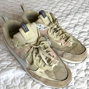 Nike Women's Air Max 90 Futura Casual Sneakers Size 10.5